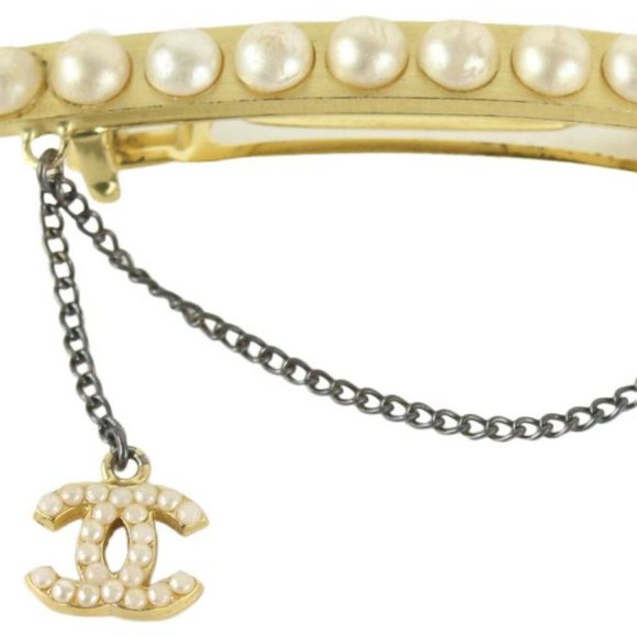 Chanel 01A Pearl x Gold CC Brooch 929cc92 - Picture 1 of 12